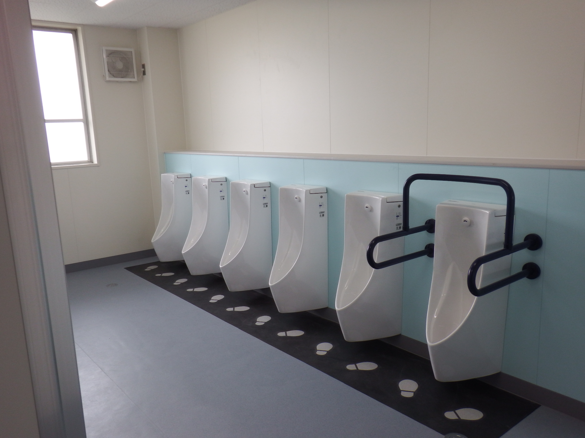 学校トイレ改修工事